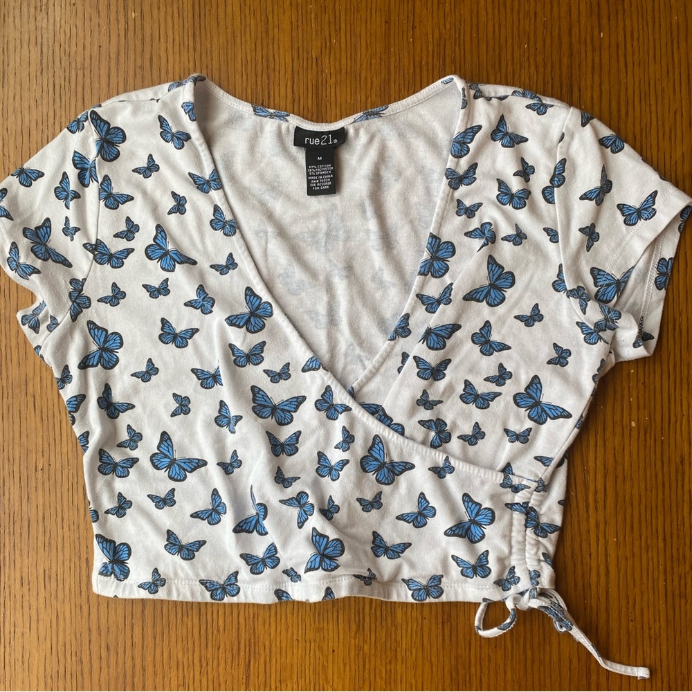 Women’s V-neck cropped top